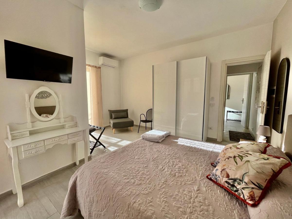 La Dependance Aparthotel Scilla Luaran gambar